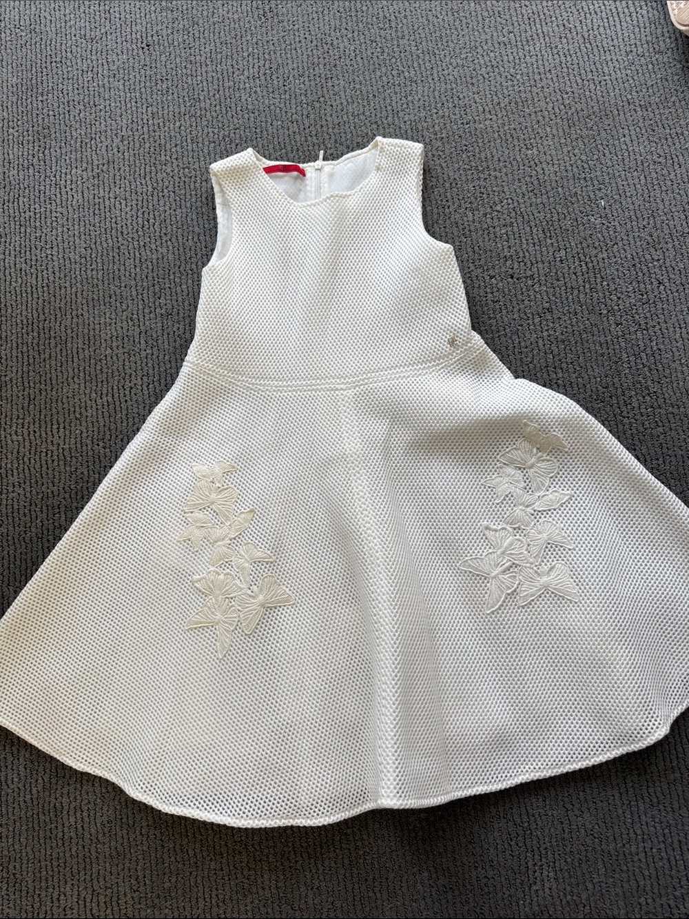 Carolina Herrera White Textured Mesh Floral Appliqué Girls' Dress
